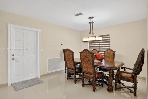Casa en venta en Homestead, Florida, 4 dormitorios, 229.84 m2 № 2031057 - foto 16