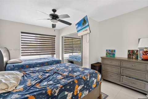 Casa en venta en Homestead, Florida, 4 dormitorios, 229.84 m2 № 2031057 - foto 26