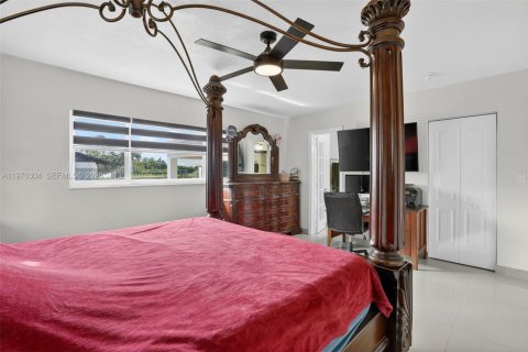 Casa en venta en Homestead, Florida, 4 dormitorios, 229.84 m2 № 2031057 - foto 20