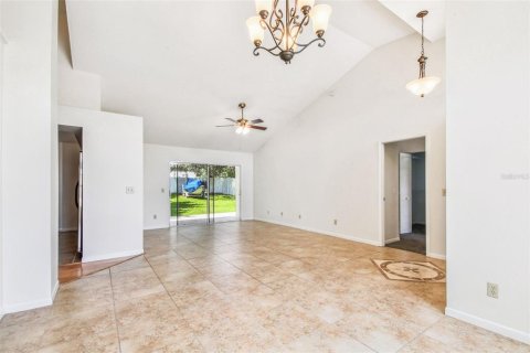 Casa en venta en Riverview, Florida, 4 dormitorios, 201.51 m2 № 1866504 - foto 10