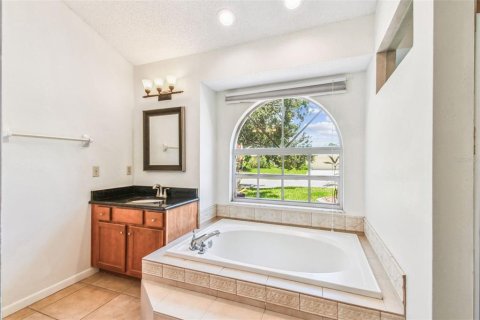 Casa en venta en Riverview, Florida, 4 dormitorios, 201.51 m2 № 1866504 - foto 13