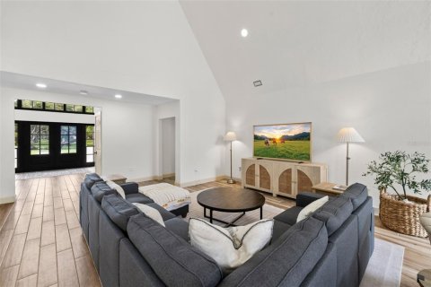 House in Sarasota, Florida 5 bedrooms, 466.56 sq.m. № 2226561 - photo 16