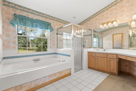 House in DeLand, Florida 4 bedrooms, 227.98 sq.m. № 1532760 - photo 19