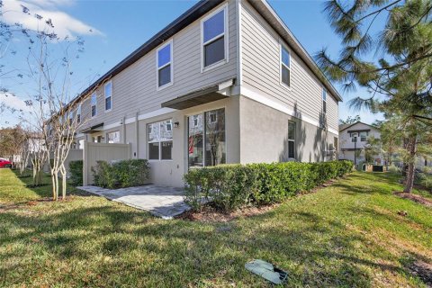 Adosado en venta en Brandon, Florida, 3 dormitorios, 141.68 m2 № 2118879 - foto 9