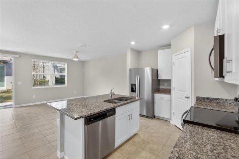 Adosado en venta en Brandon, Florida, 3 dormitorios, 141.68 m2 № 2118879 - foto 16
