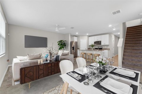 Adosado en venta en Brandon, Florida, 3 dormitorios, 141.68 m2 № 2118879 - foto 4