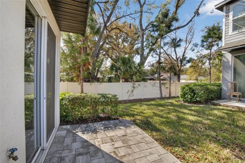 Adosado en venta en Brandon, Florida, 3 dormitorios, 141.68 m2 № 2118879 - foto 13