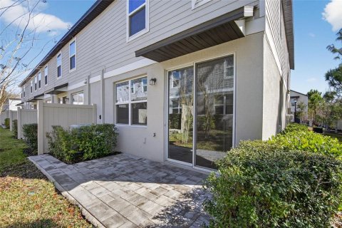 Adosado en venta en Brandon, Florida, 3 dormitorios, 141.68 m2 № 2118879 - foto 10