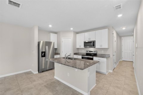 Adosado en venta en Brandon, Florida, 3 dormitorios, 141.68 m2 № 2118879 - foto 18