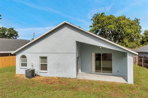 House in Valrico, Florida 3 bedrooms, 148.09 sq.m. № 1787611 - photo 7