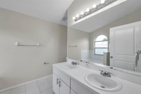 House in Valrico, Florida 3 bedrooms, 148.09 sq.m. № 1787611 - photo 26