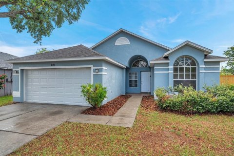 House in Valrico, Florida 3 bedrooms, 148.09 sq.m. № 1787611 - photo 2