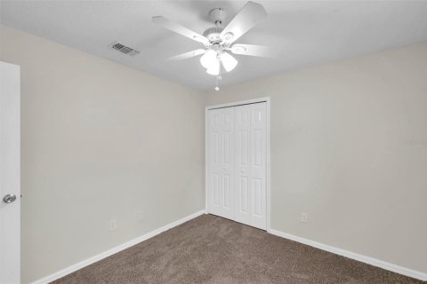 House in Valrico, Florida 3 bedrooms, 148.09 sq.m. № 1787611 - photo 12