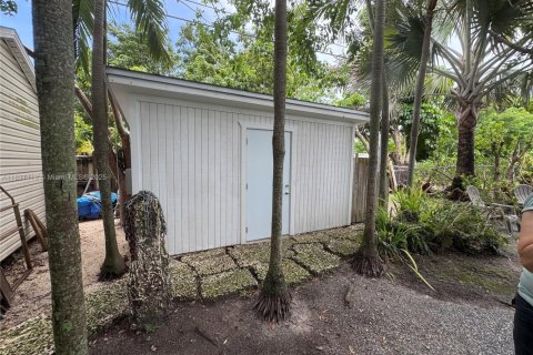 House in Cutler Bay, Florida 3 bedrooms, 129.6 sq.m. № 1940549 - photo 24