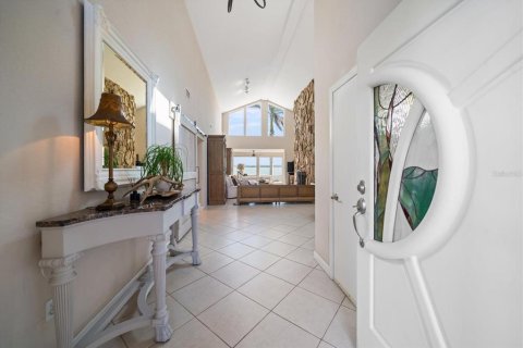House in Belleair Beach, Florida 2 bedrooms, 248.89 sq.m. № 1561995 - photo 8