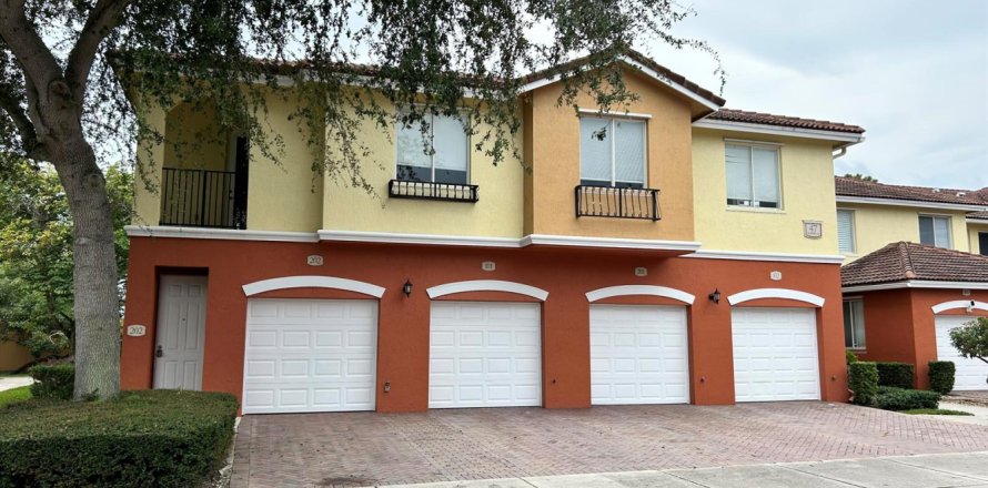 Condo à Stuart, Floride, 2 chambres  № 2383011