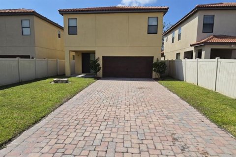 Casa en venta en Ocoee, Florida, 4 dormitorios, 213.95 m2 № 2318768 - foto 2