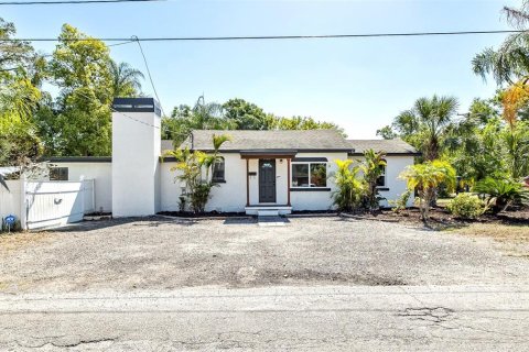 Casa en venta en Tampa, Florida, 3 dormitorios, 131.18 m2 № 1658751 - foto 4