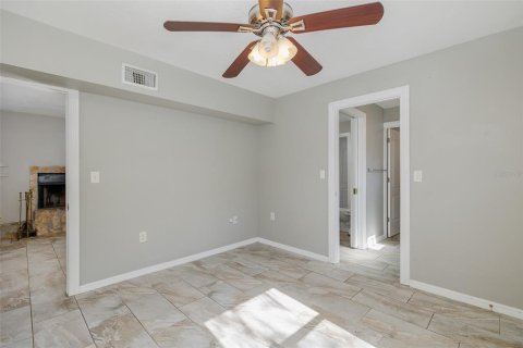 Casa en venta en Tampa, Florida, 3 dormitorios, 131.18 m2 № 1658751 - foto 22