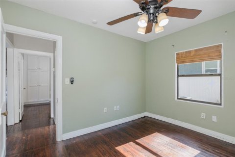 Casa en venta en Tampa, Florida, 3 dormitorios, 131.18 m2 № 1658751 - foto 29