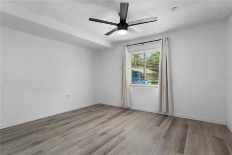 House in Sanford, Florida 3 bedrooms, 133.31 sq.m. № 2225420 - photo 14