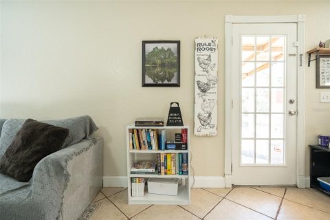 House in Geneva, Florida 3 bedrooms, 173.54 sq.m. № 1918445 - photo 8