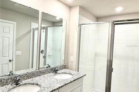 Townhouse in Casselberry, Florida 3 bedrooms, 139.17 sq.m. № 2142717 - photo 13