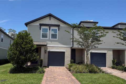 Townhouse in Casselberry, Florida 3 bedrooms, 139.17 sq.m. № 2142717