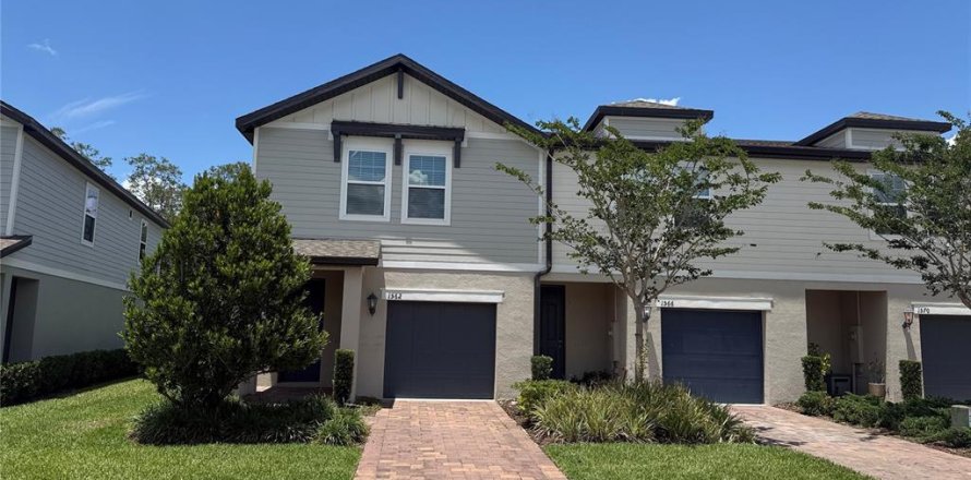 Townhouse in Casselberry, Florida 3 bedrooms, 139.17 sq.m. № 2142717