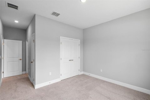 Casa en venta en Ocala, Florida, 4 dormitorios, 194.35 m2 № 1913725 - foto 13