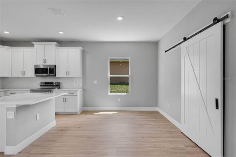 Casa en venta en Ocala, Florida, 4 dormitorios, 194.35 m2 № 1913725 - foto 5