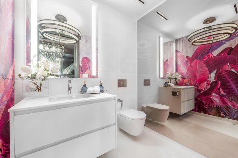 Copropriété à louer à Miami, Floride: 3 chambres, 298.59 m2 № 2268632 - photo 23
