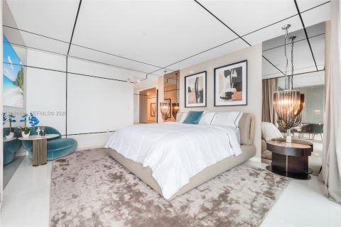 Copropriété à louer à Miami, Floride: 3 chambres, 298.59 m2 № 2268632 - photo 16