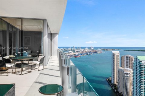 Copropriété à louer à Miami, Floride: 3 chambres, 298.59 m2 № 2268632 - photo 7