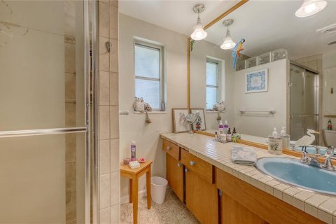 Villa ou maison à vendre à Sarasota, Floride: 2 chambres, 110 m2 № 2403458 - photo 23