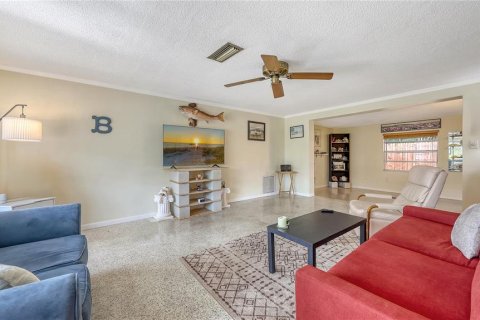 Villa ou maison à vendre à Sarasota, Floride: 2 chambres, 110 m2 № 2403458 - photo 30