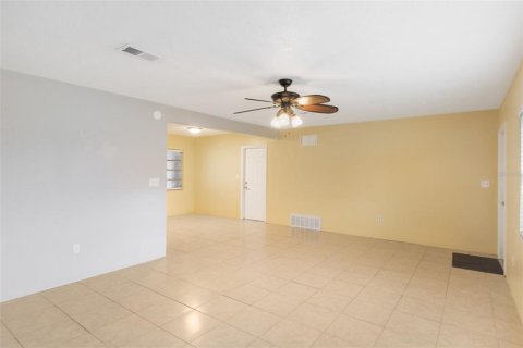 Casa en venta en Bradenton, Florida, 2 dormitorios, 141.77 m2 № 1913454 - foto 6
