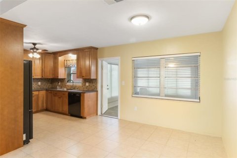 Casa en venta en Bradenton, Florida, 2 dormitorios, 141.77 m2 № 1913454 - foto 8