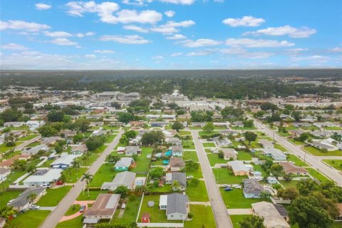 Casa en venta en Bradenton, Florida, 2 dormitorios, 141.77 m2 № 1913454 - foto 26