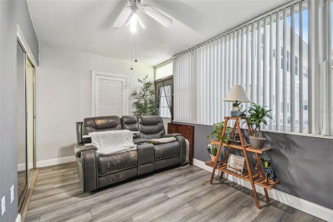 Copropriété à vendre à Saint Petersburg, Floride: 2 chambres, 95.69 m2 № 1778640 - photo 21
