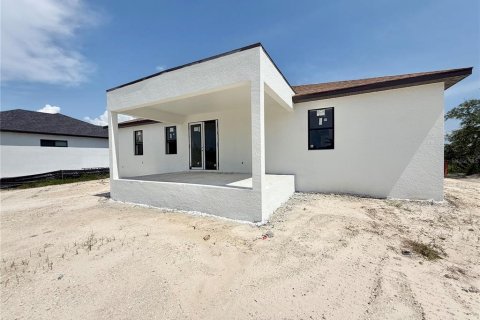 Купить виллу или дом в Порт-Шарлотт, Флорида 11 комнат, 158.31м2, № 1843228 - фото 14