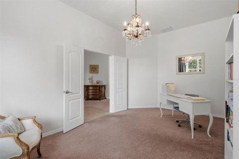 Casa en venta en Tampa, Florida, 5 dormitorios, 334.45 m2 № 2107639 - foto 22