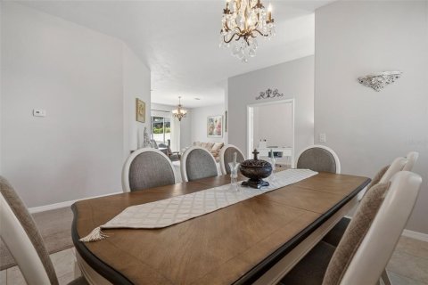 Casa en venta en Tampa, Florida, 5 dormitorios, 334.45 m2 № 2107639 - foto 7
