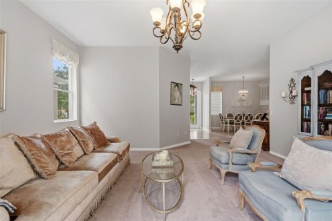 Casa en venta en Tampa, Florida, 5 dormitorios, 334.45 m2 № 2107639 - foto 9