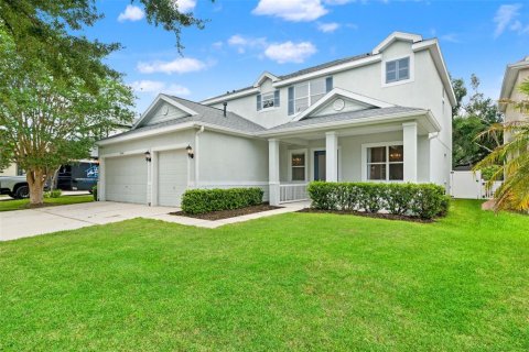 Casa en venta en Tampa, Florida, 5 dormitorios, 334.45 m2 № 2107639 - foto 2