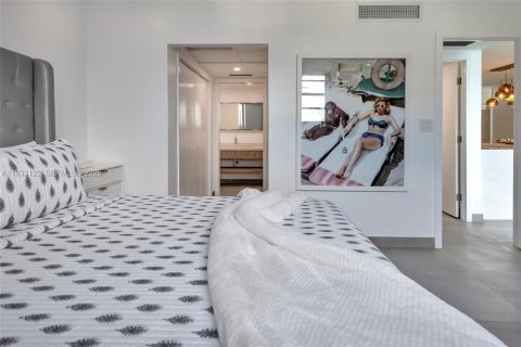 Condominio en venta en Hollywood, Florida, 2 dormitorios, 84.08 m2 № 1991880 - foto 10