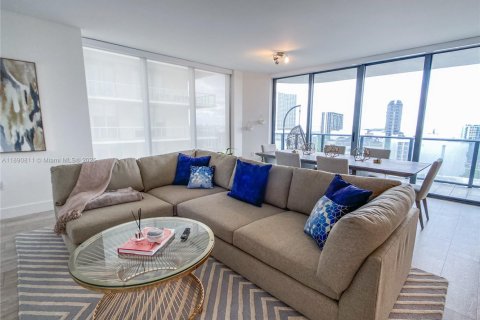 Copropriété à vendre à Miami, Floride: 3 chambres, 133.31 m2 № 2012383 - photo 3