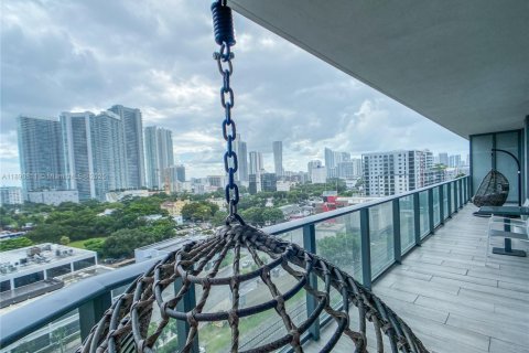 Copropriété à vendre à Miami, Floride: 3 chambres, 133.31 m2 № 2012383 - photo 21