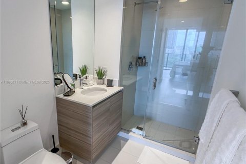 Copropriété à vendre à Miami, Floride: 3 chambres, 133.31 m2 № 2012383 - photo 19