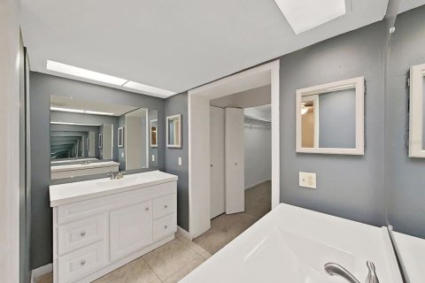 Купить кондоминиум в Ларго, Флорида 3 комнаты, 134.71м2, № 2092307 - фото 16